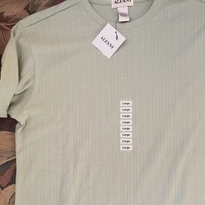 NWT Alfani short sleeved shirt